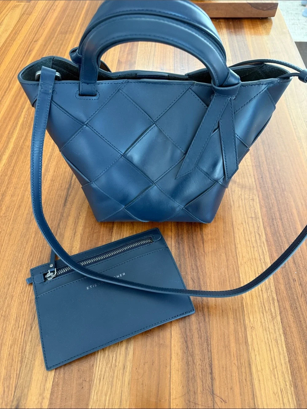 Etienne Aigner Ella Woven blue leather bag / satchel / crossbody